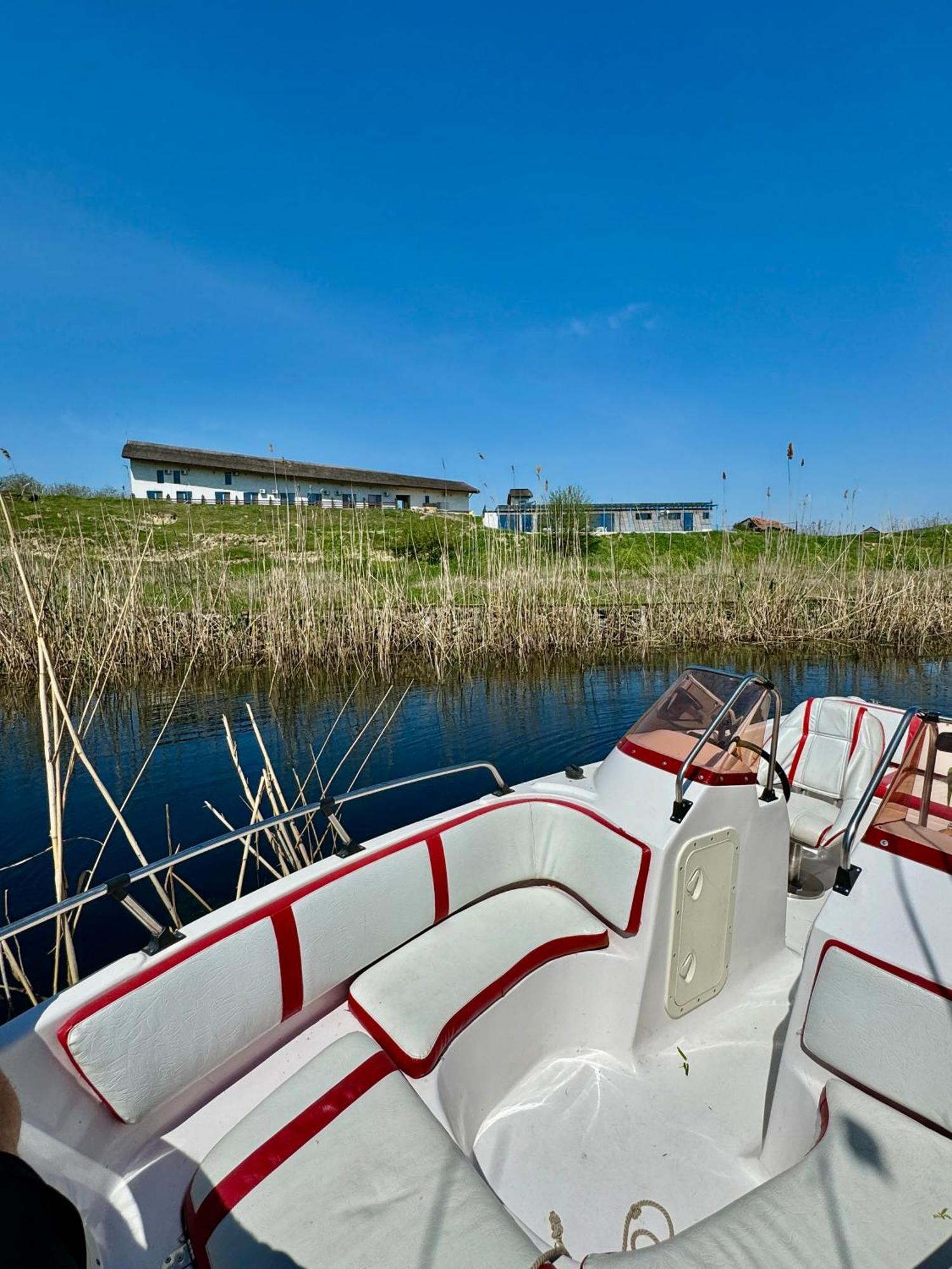 Danube Delta View Hotell Dunavăţu de Jos Exteriör bild